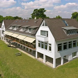 Faehrhaus Km734 Hotel