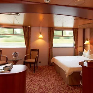 Knm Ms Switzerland I - Hotel